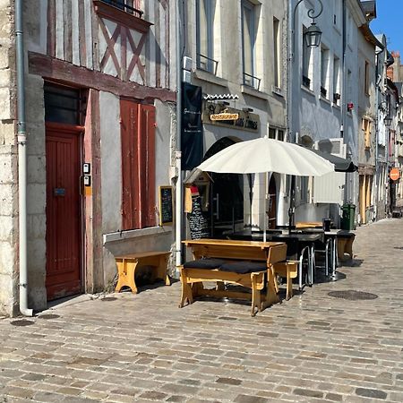 Glycine Lägenhet Orléans Exteriör bild